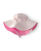 Cargar imagen en el visor de la galería, Reversible Swim Hat - Pink/White