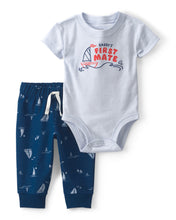 Cargar imagen en el visor de la galería, 2-Piece 'Daddy's First Mate' Boat Bodysuit & Pant Set - Blue