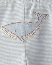 Cargar imagen en el visor de la galería, Conjunto de 3 piezas con pañaleros y pantalón de ballenas