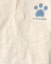 Cargar imagen en el visor de la galería, Conjunto de 3 piezas 'Little Buddy' con playera y pantalón