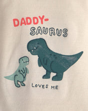 Cargar imagen en el visor de la galería, 2-Piece 'Daddy-saurus Loves Me' Long-Sleeve Bodysuit & Pant Set - Green/Cream