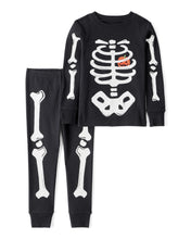 Cargar imagen en el visor de la galería, 2-Piece Glow Skeleton Halloween 100% Snug Fit Cotton Pajamas - Black
