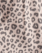 Cargar imagen en el visor de la galería, 3-Piece Leopard Little Vest Set - Brown
