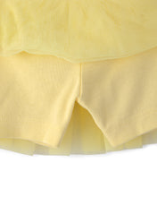 Cargar imagen en el visor de la galería, 2-Piece Top &amp; Skirt Set - Yellow
