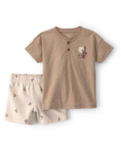 Cargar imagen en el visor de la galería, 2-Piece Desert Cactus Henley Top &amp; Short Set - Brown
