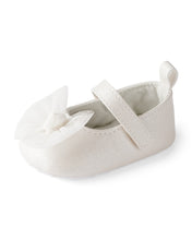 Cargar imagen en el visor de la galería, Tulle Bow Dress Shoes - White
